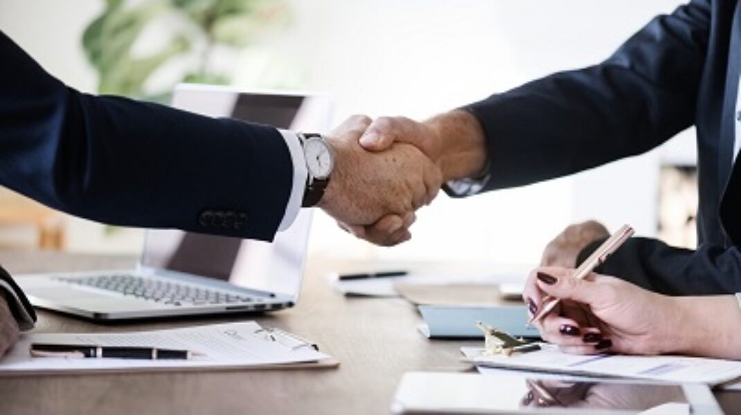 Quali documenti servono per vendere casa: Guida completa.