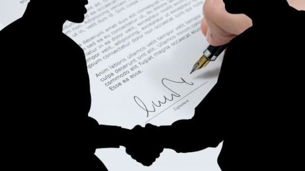 Preliminare con riserva di nomina: Significato e rischi.